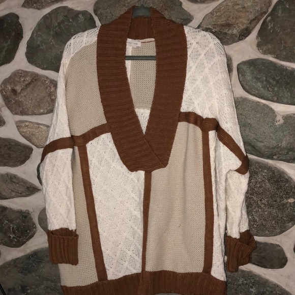 Sweater - Picture 1 of 3